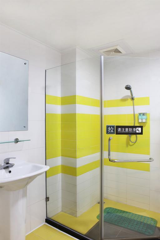 7Days Inn Guilin Railway Station Quarto foto